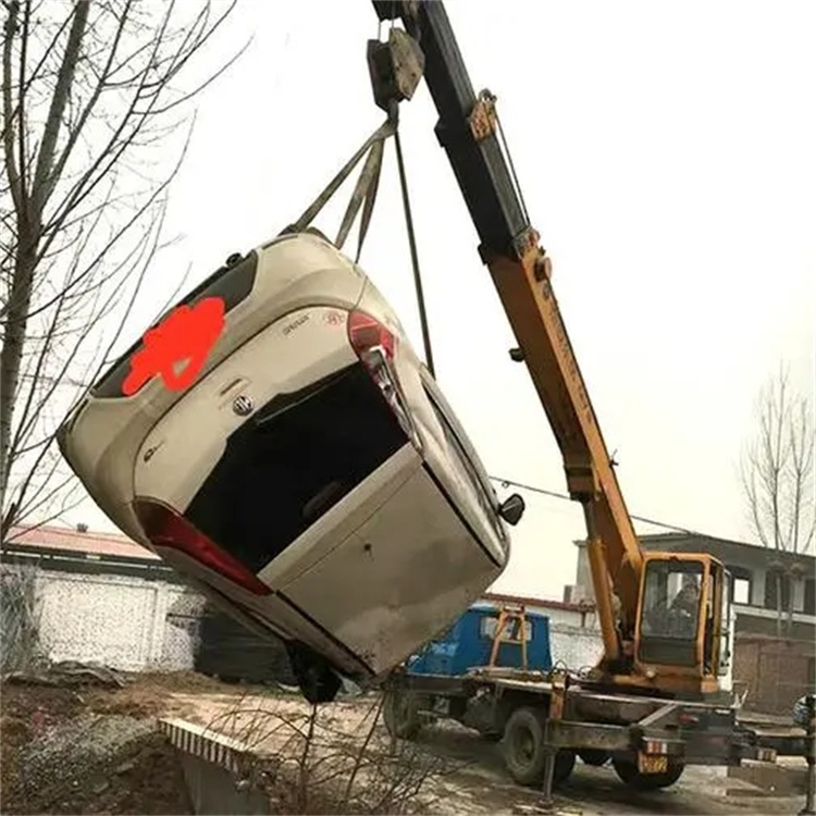 赤壁随时待命，吊车24小时道路救援服务全解析