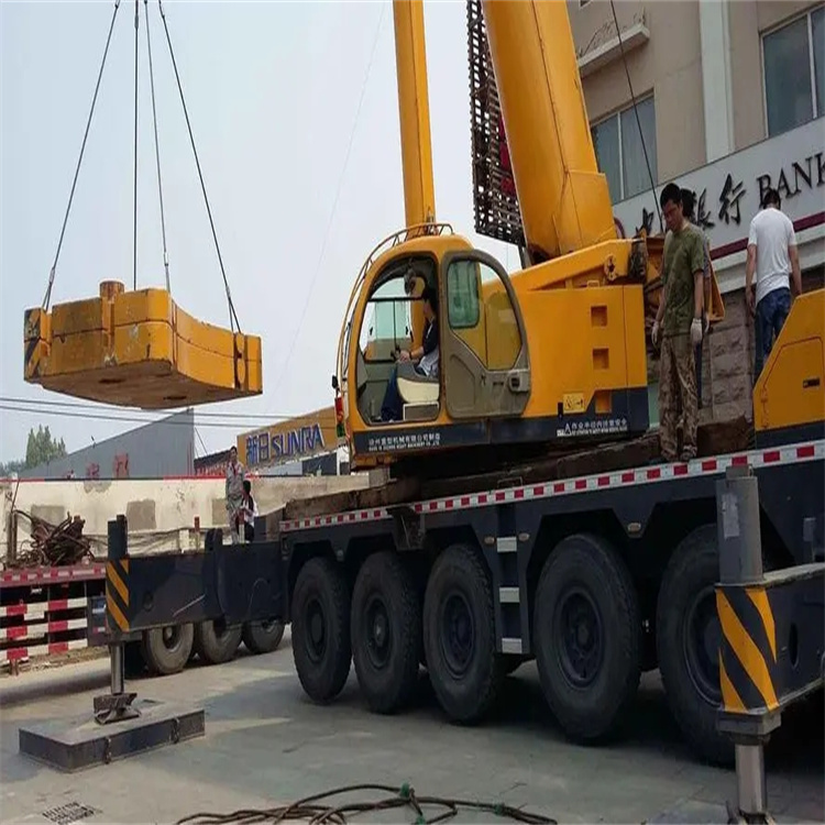 赤壁当地吊车出租|机器吊装|75吨|工厂搬迁服务